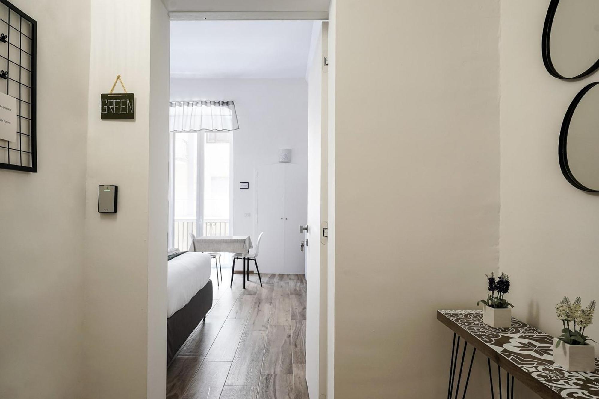 Siamo Bari Apartments By Wonderful Italy ภายนอก รูปภาพ