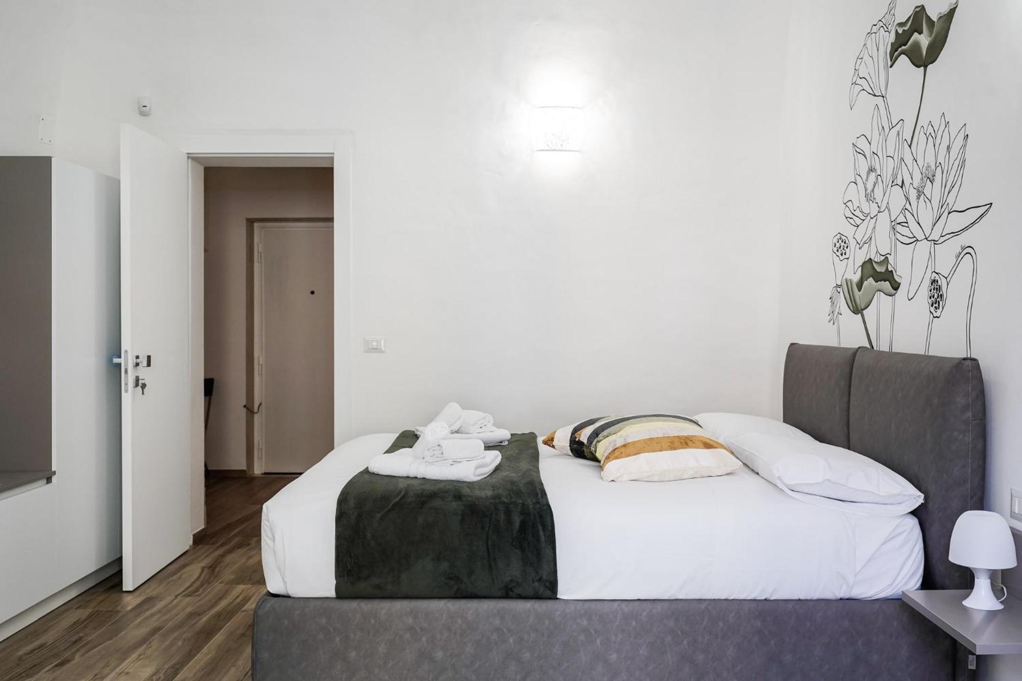 Siamo Bari Apartments By Wonderful Italy ภายนอก รูปภาพ
