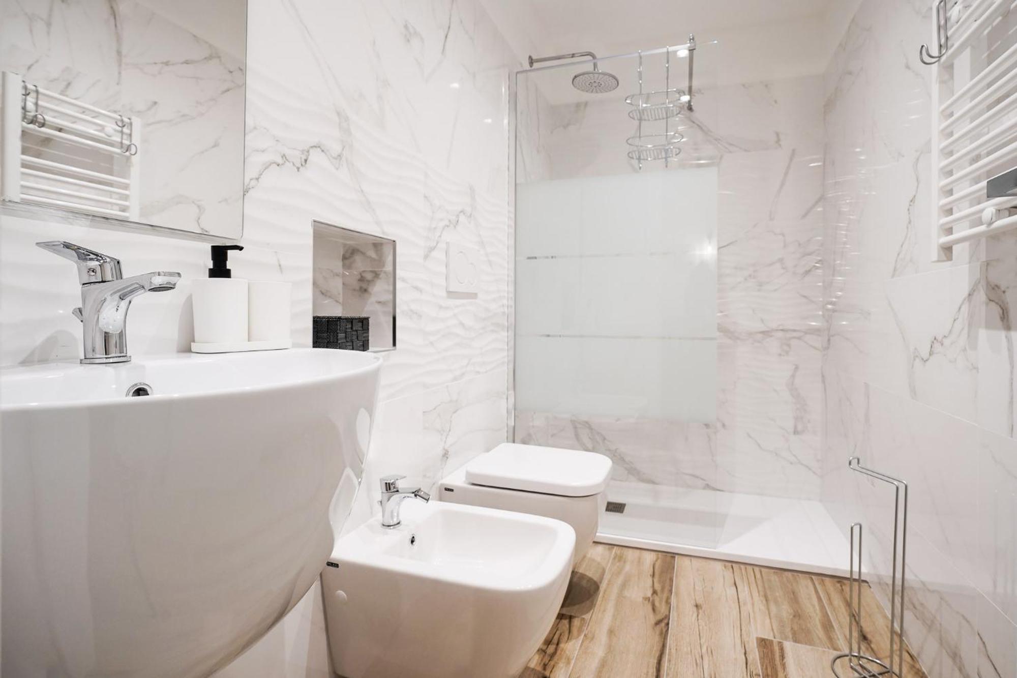 Siamo Bari Apartments By Wonderful Italy ภายนอก รูปภาพ